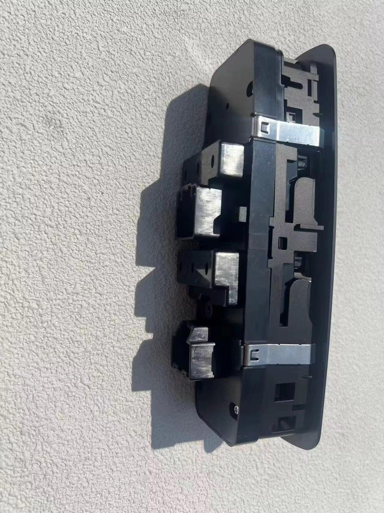 Commande de lève-vitre électrique – BMW